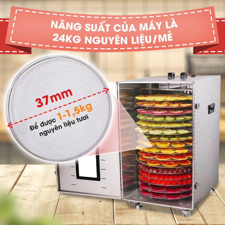 Mỗi khay có thể chứa từ 1-1.5kg nguyên liệu