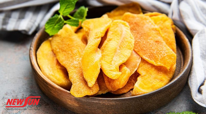 TOP 6 loại snack ăn kiêng từ trái cây sấy giúp giảm cân nhanh Snack ăn kiêng từ trái cây sấy xoài sấy dẻo