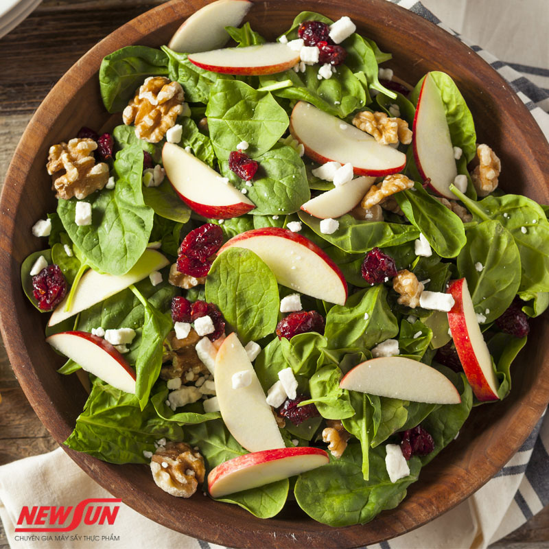 Hướng dẫn làm món salad từ rau củ sấy healthy giúp giảm cân