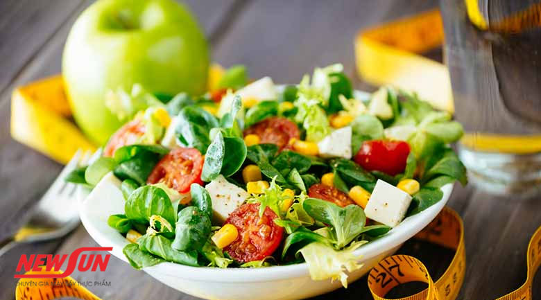 Hướng dẫn làm món salad từ rau củ sấy healthy giúp giảm cân Làm món salad từ rau củ sấy